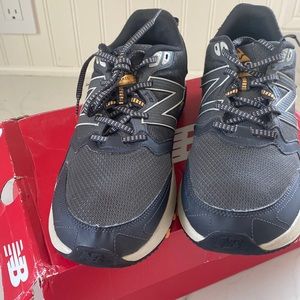 New Balance Trail Runner